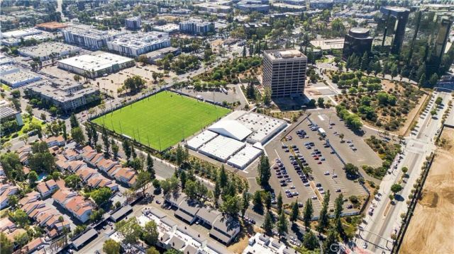 6815 Remmet Avenue 212, Los Angeles, CA 91303