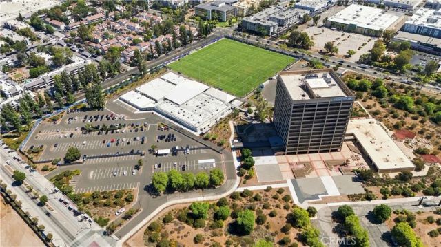 6815 Remmet Avenue 212, Los Angeles, CA 91303
