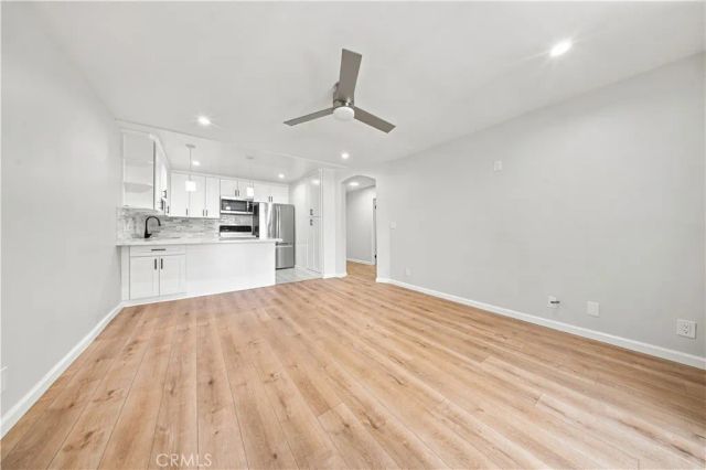 6815 Remmet Avenue 212, Los Angeles, CA 91303