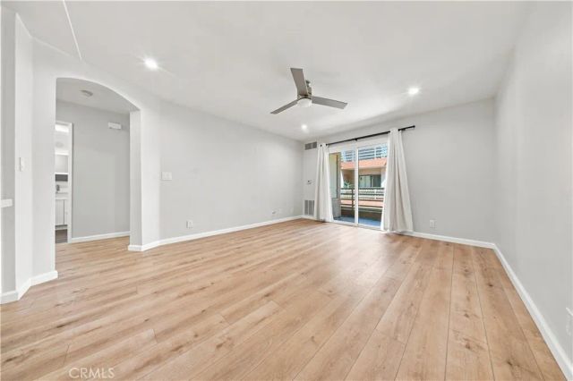 6815 Remmet Avenue 212, Los Angeles, CA 91303