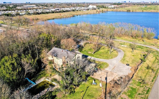 14355 Schiller Road, Houston, TX 77082