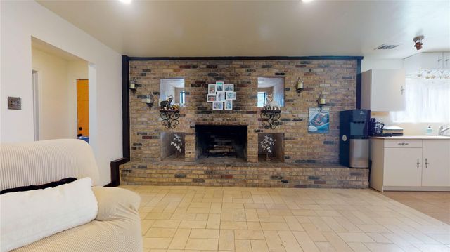 14355 Schiller Road, Houston, TX 77082