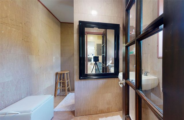 14355 Schiller Road, Houston, TX 77082