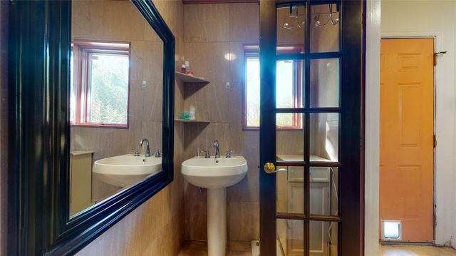 14355 Schiller Road, Houston, TX 77082