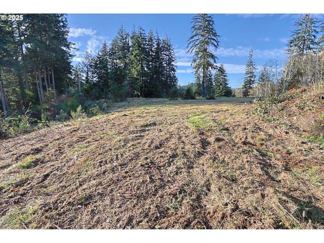 15 Bartleson 1417, Coos Bay, OR 97420