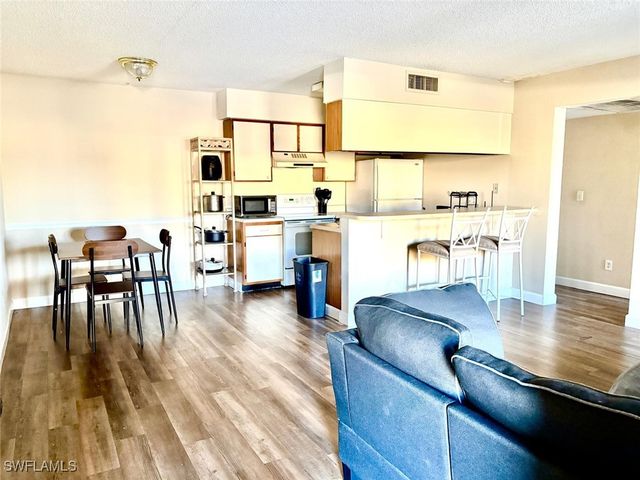 5315 Summerlin RD 1508, Fort Myers, FL 33919