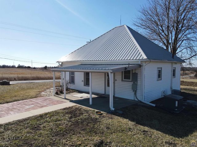 14026 198th ST, Holton, KS 66436