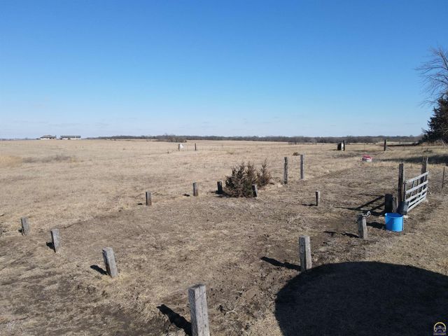 14026 198th ST, Holton, KS 66436