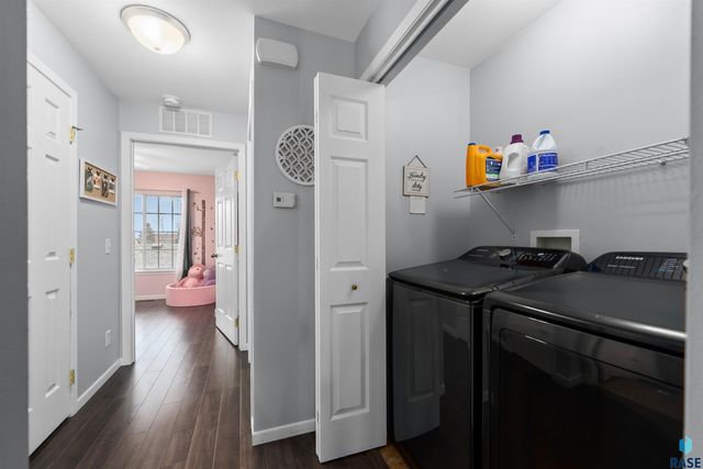 4912 S Klein Ave Avenue 28, Sioux Falls, SD 57106