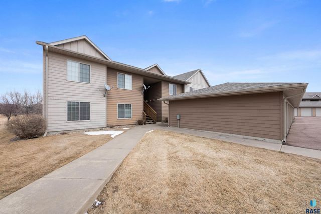 4912 S Klein Ave Avenue 28, Sioux Falls, SD 57106