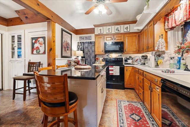 1670 Church Street, Appomattox, VA 24522