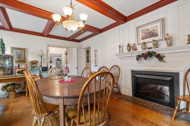 1670 Church Street, Appomattox, VA 24522