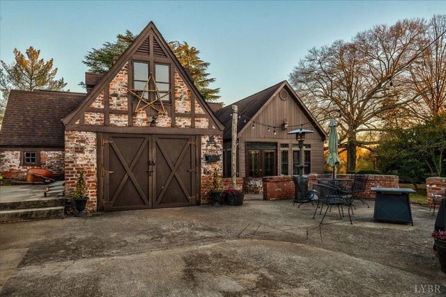 1670 Church Street, Appomattox, VA 24522