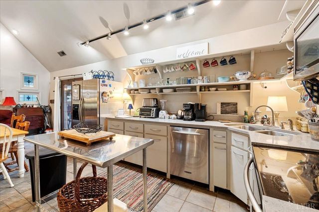 1670 Church Street, Appomattox, VA 24522