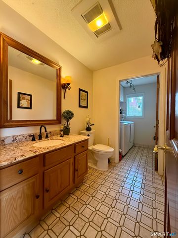 8 Whispering Pines Drive, Wallingford, CT 06492