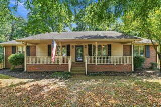 356 View Ridge Dr, Goodlettsville, TN 37072