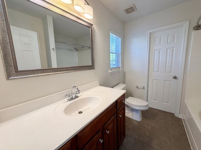 9640 N Carousel Circle, Summerville, SC 29485