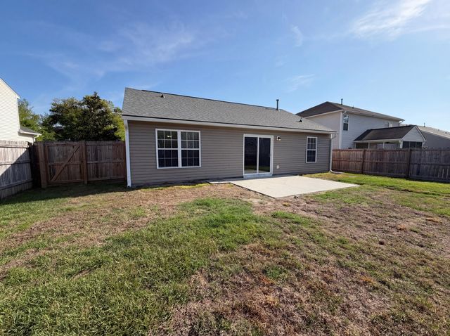 9640 N Carousel Circle, Summerville, SC 29485