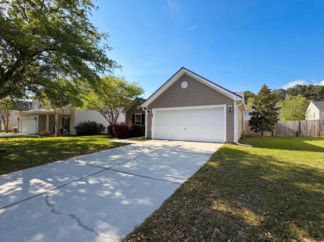 9640 N Carousel Circle, Summerville, SC 29485