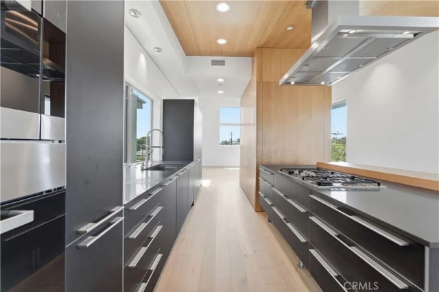 404 Grand Boulevard, Venice, CA 90291