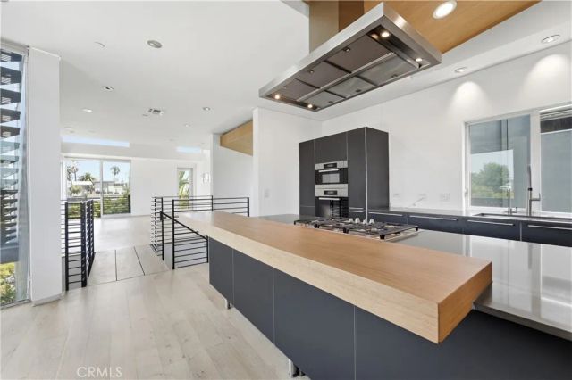 404 Grand Boulevard, Venice, CA 90291