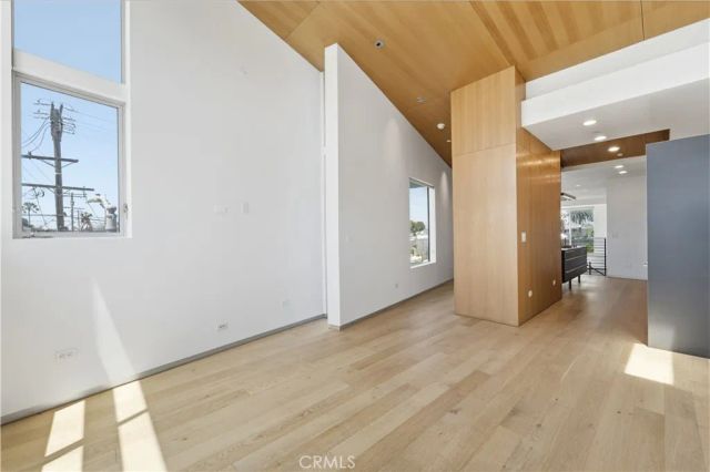 404 Grand Boulevard, Venice, CA 90291