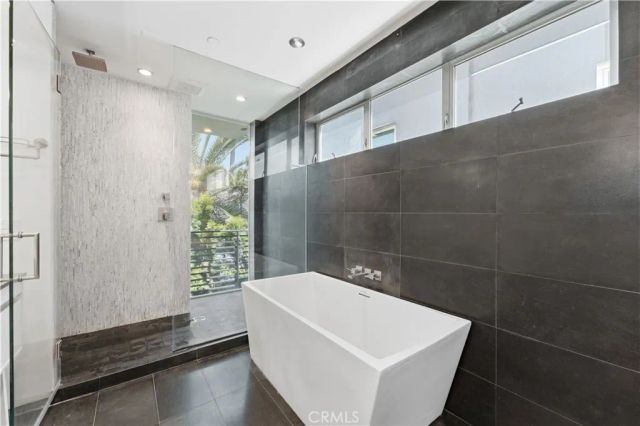 404 Grand Boulevard, Venice, CA 90291