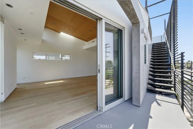 404 Grand Boulevard, Venice, CA 90291