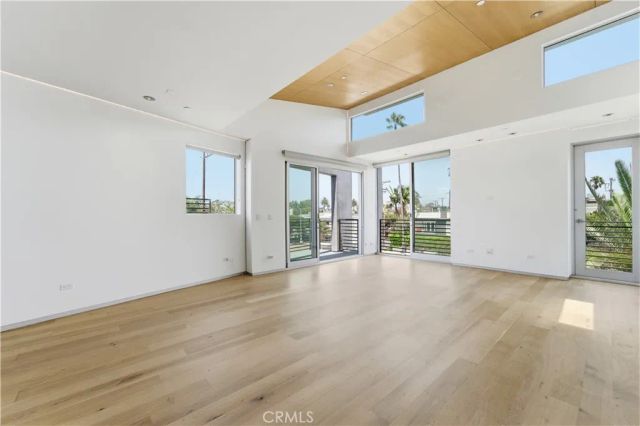 404 Grand Boulevard, Venice, CA 90291