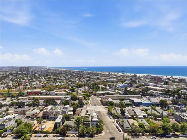 404 Grand Boulevard, Venice, CA 90291