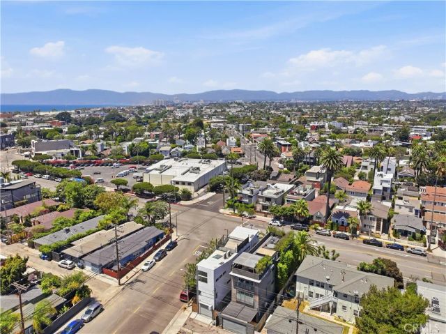 404 Grand Boulevard, Venice, CA 90291