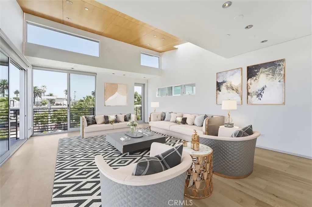 404 Grand Boulevard, Venice, CA 90291