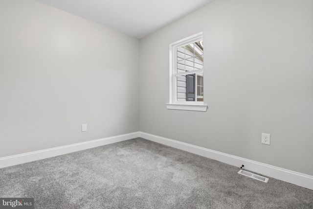 2803 TUCKAHOE RD, Franklinville, NJ 08322