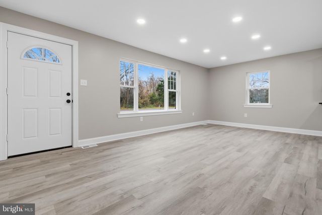 2803 TUCKAHOE RD, Franklinville, NJ 08322