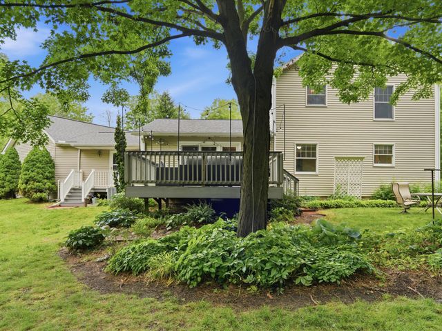 22279 Chubb Road, Lyon Twp, MI 48167