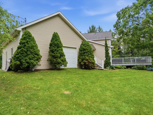 22279 Chubb Road, Lyon Twp, MI 48167