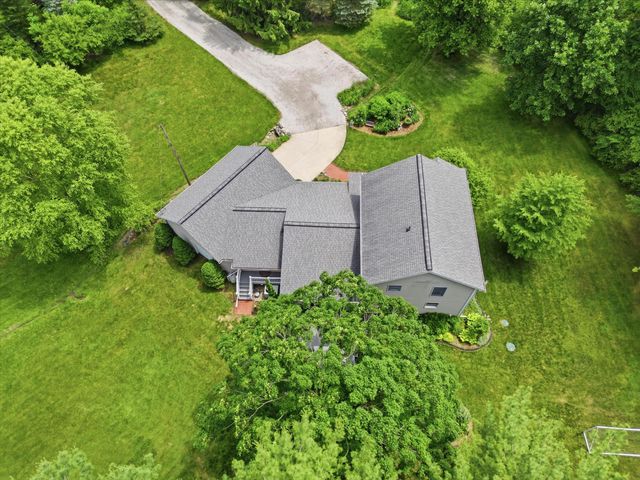 22279 Chubb Road, Lyon Twp, MI 48167