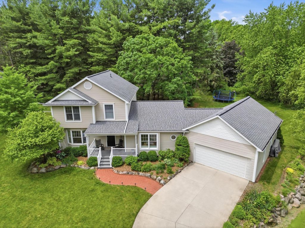 22279 Chubb Road, Lyon Twp, MI 48167