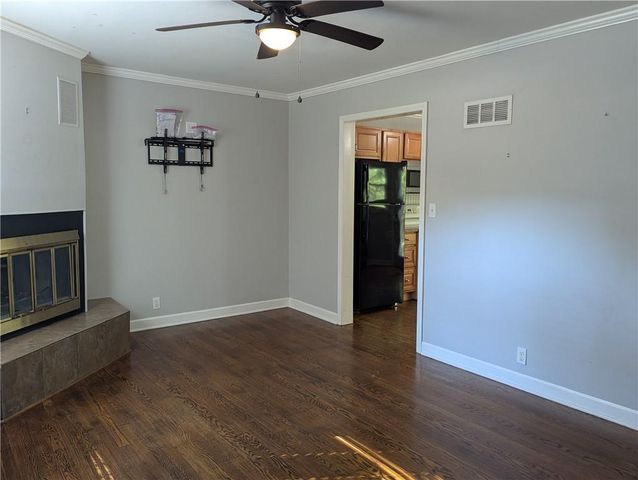 3204 NE 56th Street, Kansas City, MO 64119