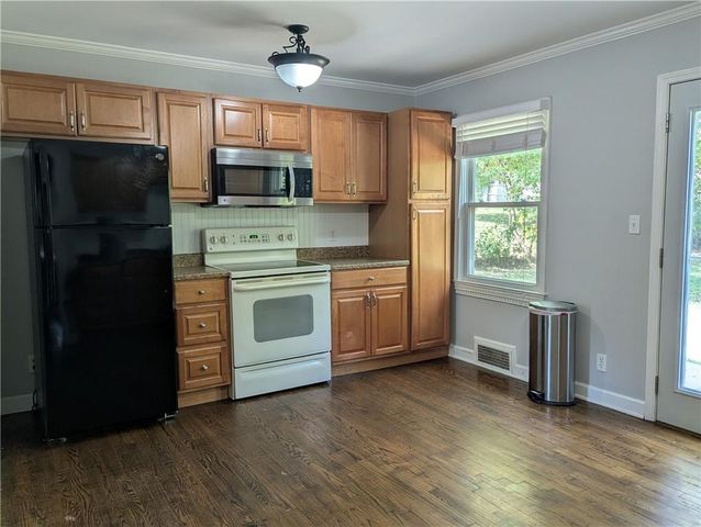 3204 NE 56th Street, Kansas City, MO 64119