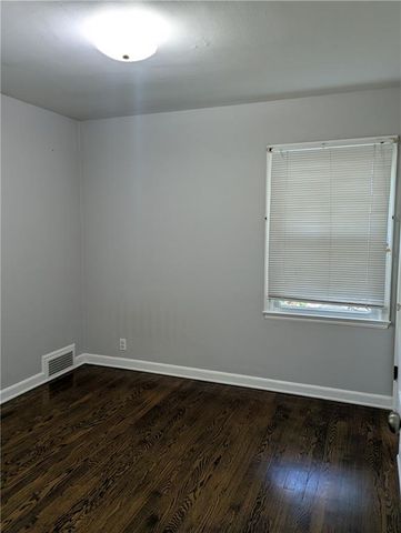 3204 NE 56th Street, Kansas City, MO 64119