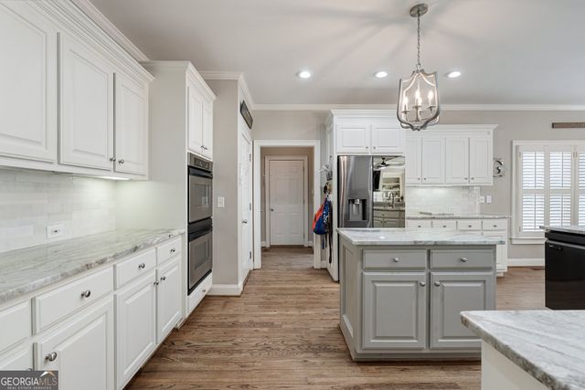 1609 Fernstone Drive NW, Acworth, GA 30101