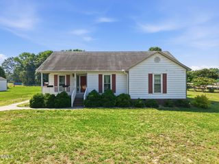 15 Loop Road, Archer Lodge, NC 27527