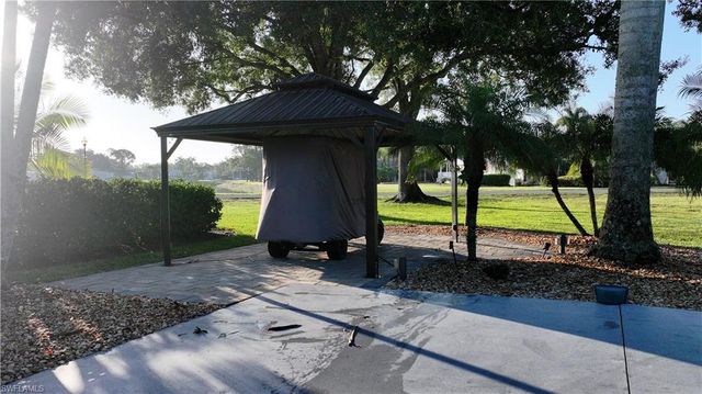 10030 Parkwood DR, Fort Myers, FL 33905