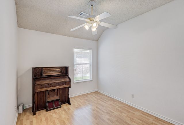 2611 Logan Drive, Mansfield, TX 76063
