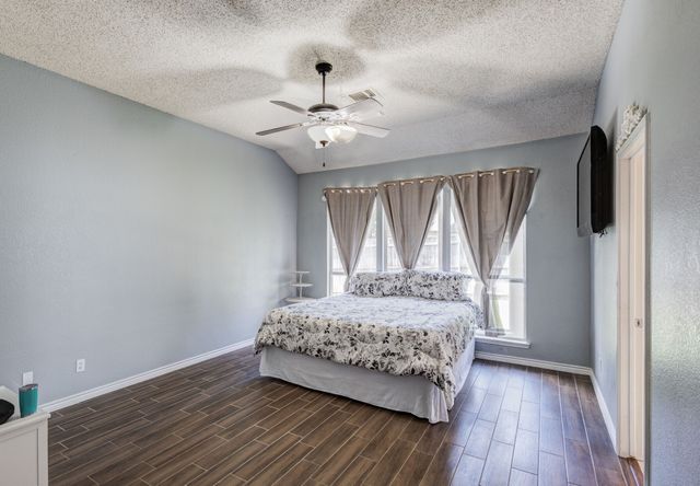 2611 Logan Drive, Mansfield, TX 76063