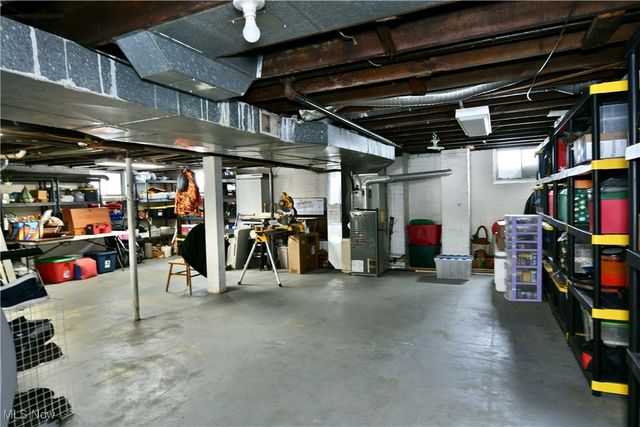 112 N Lima Road, Poland, OH 44514