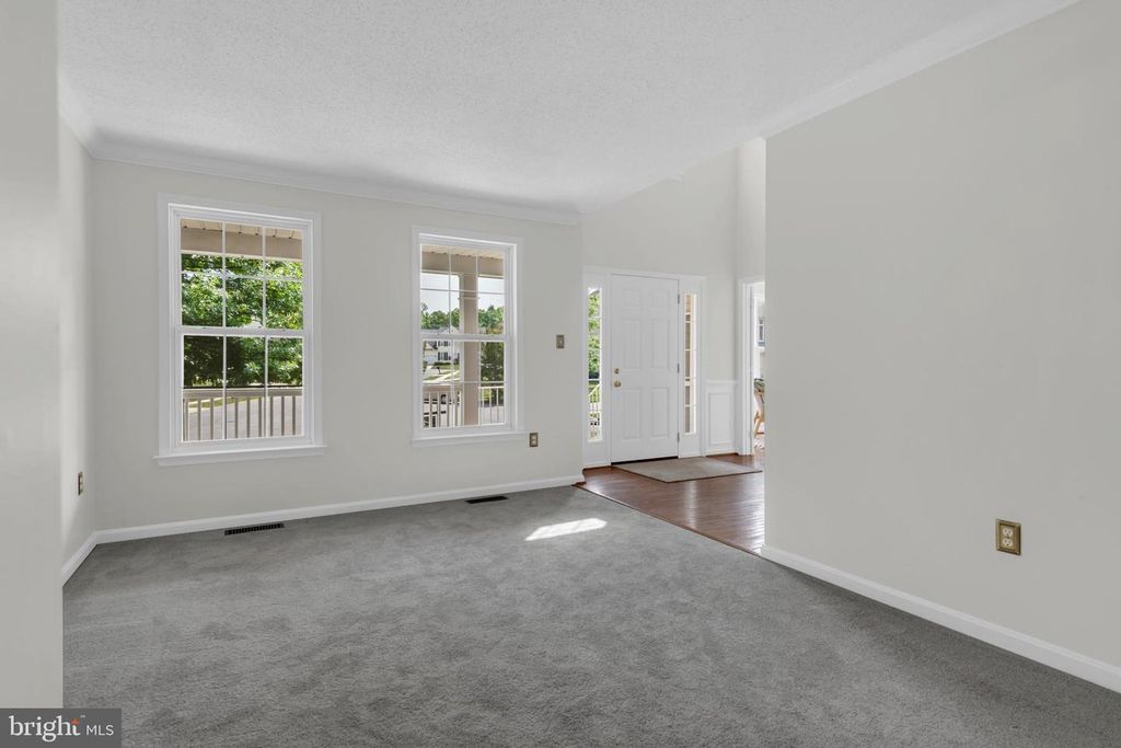Image 19 of property listing at 108 SUSAN CONSTANT CT, La Plata, MD 20646