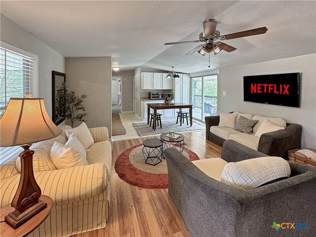 823 Trail Crest Drive, Canyon Lake, TX 78133