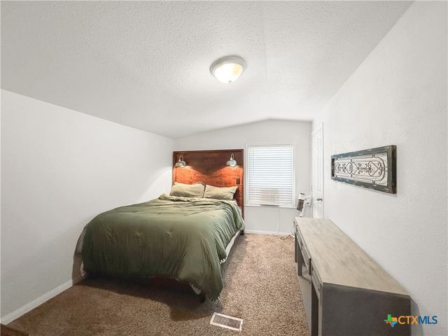 823 Trail Crest Drive, Canyon Lake, TX 78133